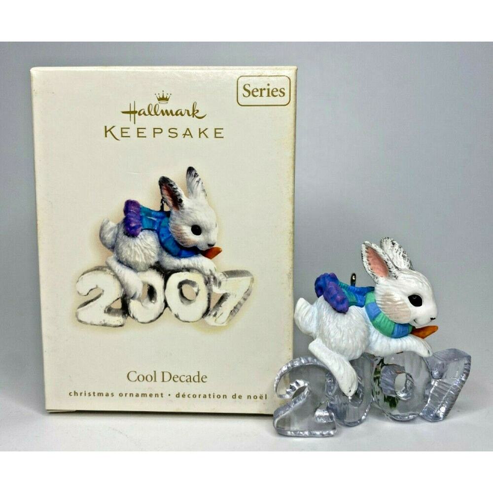 2007 Hallmark Cool Decade Ornament U65/7137
